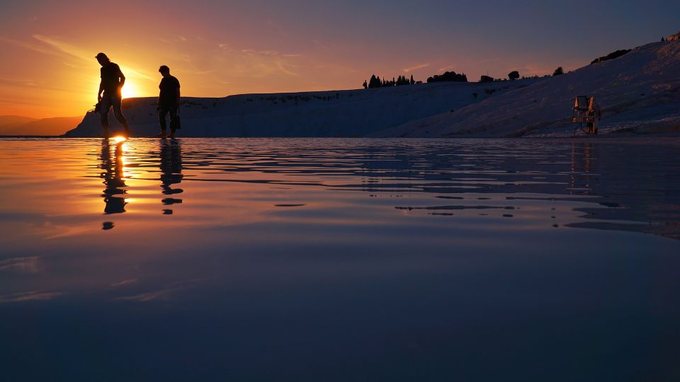 From Marmaris: Pamukkale Evening Tour with Transfer & Dinner - The real charm: Cotton Castle in the evening, not peak hours