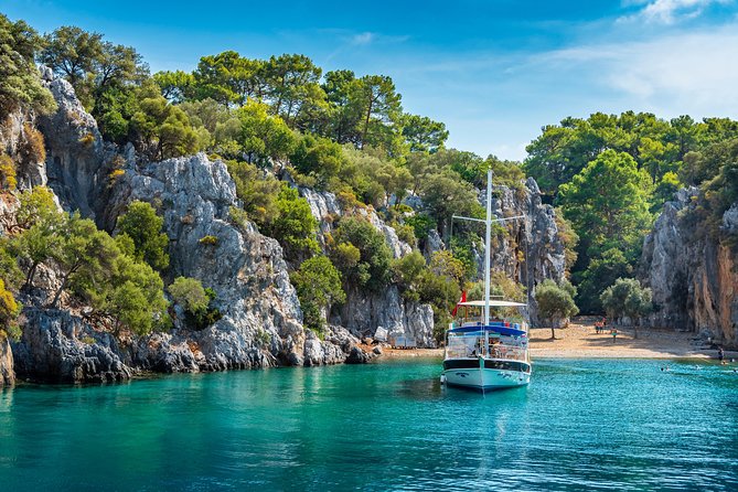 Full-Day Boat Tour in Fethiye Islands - Onboard setup: toilets, changing space, and how long you’ll tolerate sitting