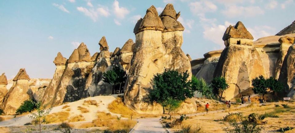 Full-Day Cappadocia Blue Tour (Goreme Museum - Pasabaglari) - Avanos Pottery Demonstration: Watch the Skill, Then Understand the Craft