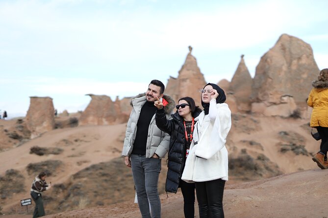 Full Day Cappadocia Tour with Lunch - Uchisar Castle: the highest point and a ready-made café break