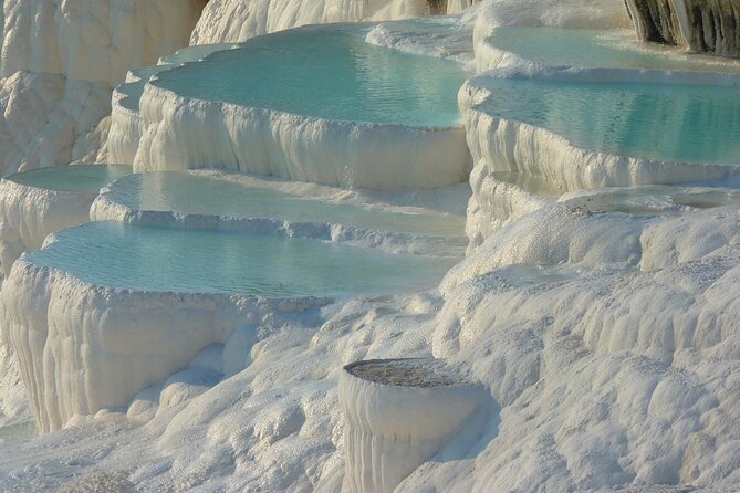 Full-Day Guided Tour in Pamukkale and Salda Lake - Entering Hierapolis: Roman Streets, Apollo, Baths, and a Proper Pre-Ruins Meal