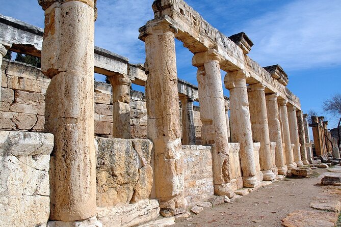 Full-Day Guided Tour in Pamukkale and Salda Lake - Pamukkale Travertines and Bathing: What the White Terraces Can (and Can’t) Guarantee