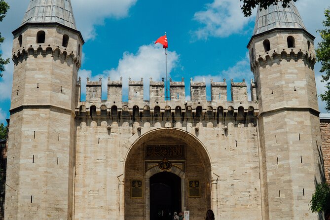 Full-Day Istanbul Old City Walking Tour - Grand Bazaar Browsing Time: Shopping for Textiles and Crafts