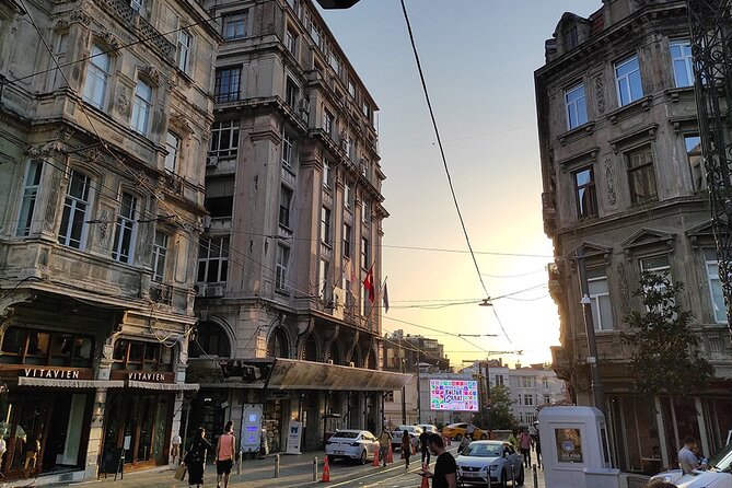 Full Day Istanbul Under Your Feet Tour - Beşiktaş for Döner and Drinks: A Real Break, Not Just a Stop