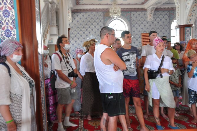 Full-Day Manavgat Waterfall and Canyon Tour with Pick Up - Dam-lake photo stop and Sarılar village: views, then orange juice
