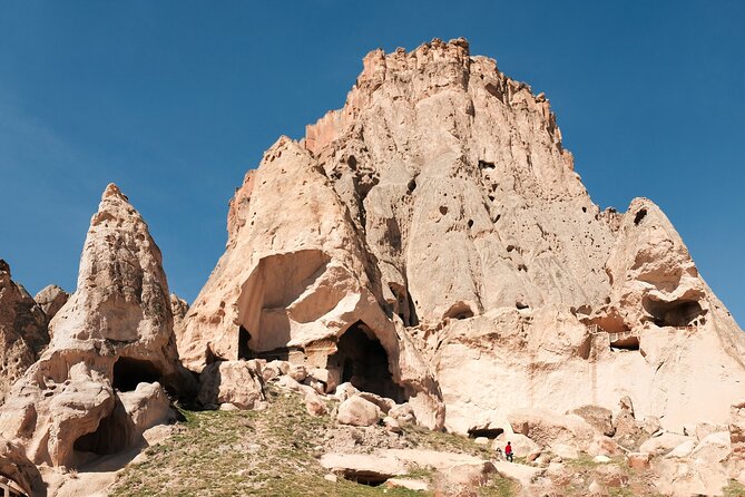 Full-Day Private Ihlara Valley Hiking Adventure - Following the Melendiz River and the cave-church rhythm
