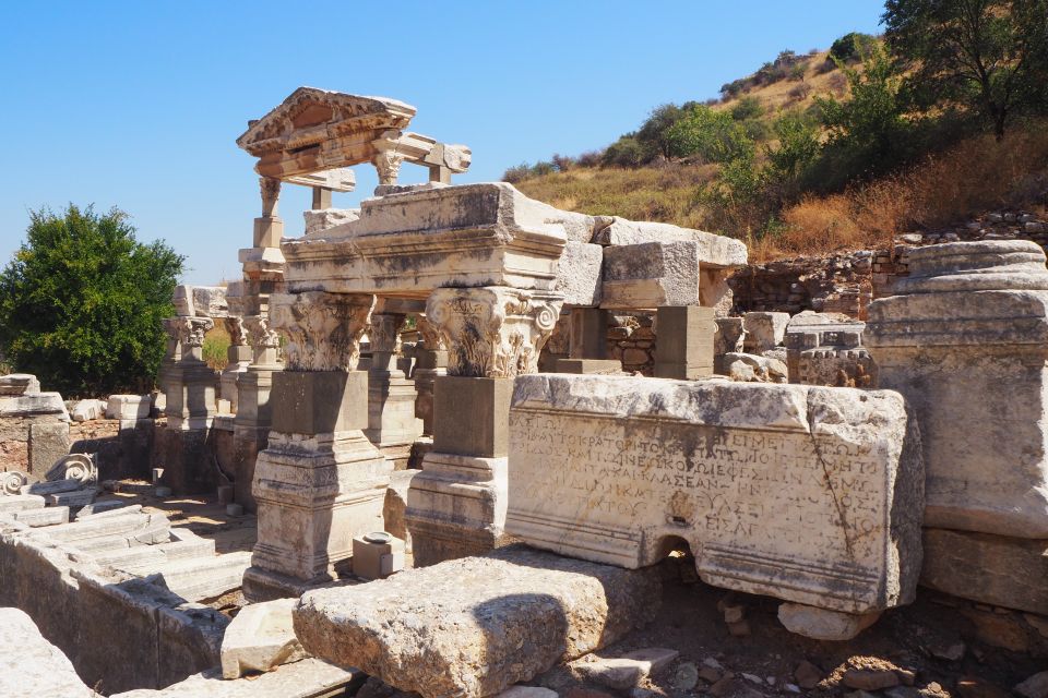 Full-Day Tour of Ancient Ruins in Ephesus from Izmir - Lunch and the In-Between Stops: Worth It, But Know What to Expect