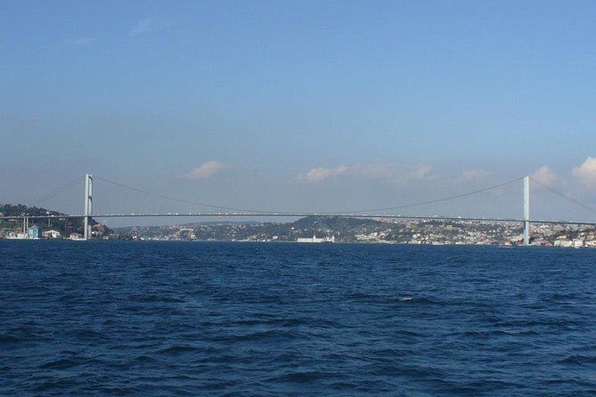 Golden Horn and Bosphorus Boat Tour in Istanbul - Why this 2-hour Golden Horn to Bosphorus cruise is a smart Istanbul move