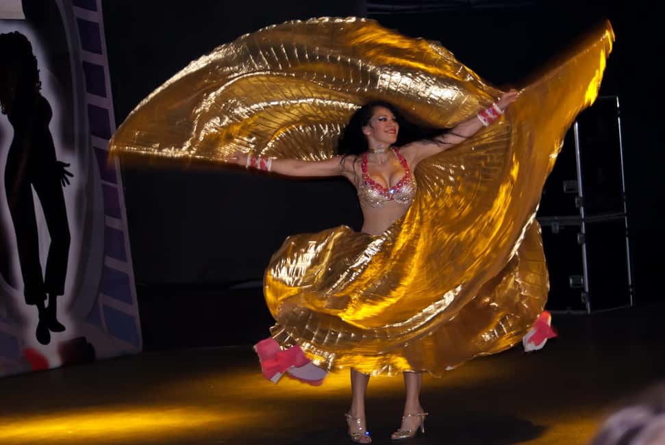 Göreme: Turkish Night Admission Ticket with Dinner & Drinks - The Dinner Course: Turkish flavors while the show runs