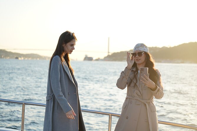 Guided Bosphorus Afternoon Cruise on Yacht - Rumeli Hisarı (Rumeli Fortress): A Fast, Focused Glimpse of 1453