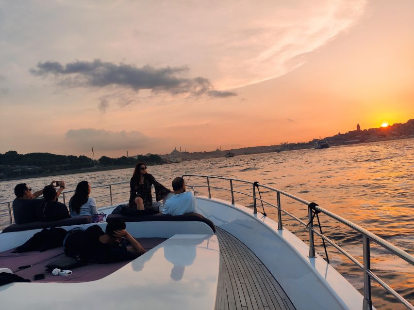 Guided Dolmabahce Palace Tour with Bosphorus Sunset Cruise - Dolmabahce Palace and Bosphorus sunset: why this combo works