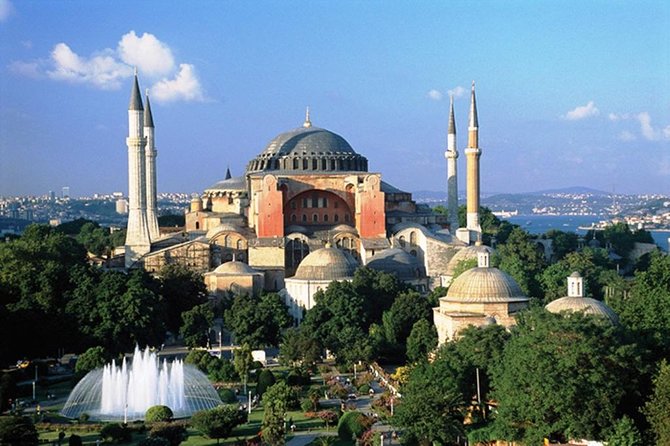 Guided Hagia Sofia, Blue mosque, Basilica Cistern skip lines tour - Blue Mosque: Sultanahmet, the blue tiles, and the “active mosque” part