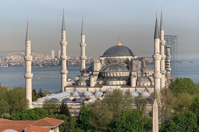 Hagia Sophia, Basilica Cistern and Grand Bazaar Tour in Istanbul - Weather, Timing, and the One Thing to Watch