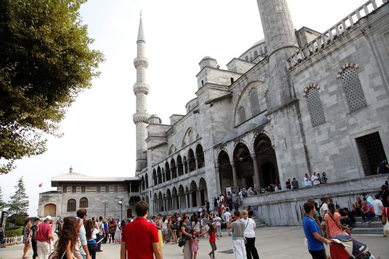 Hagia Sophia & Blue Mosque Half-day Guided, Small Group Tour - Grand Bazaar free time: shop smarter in 4,000+ shops