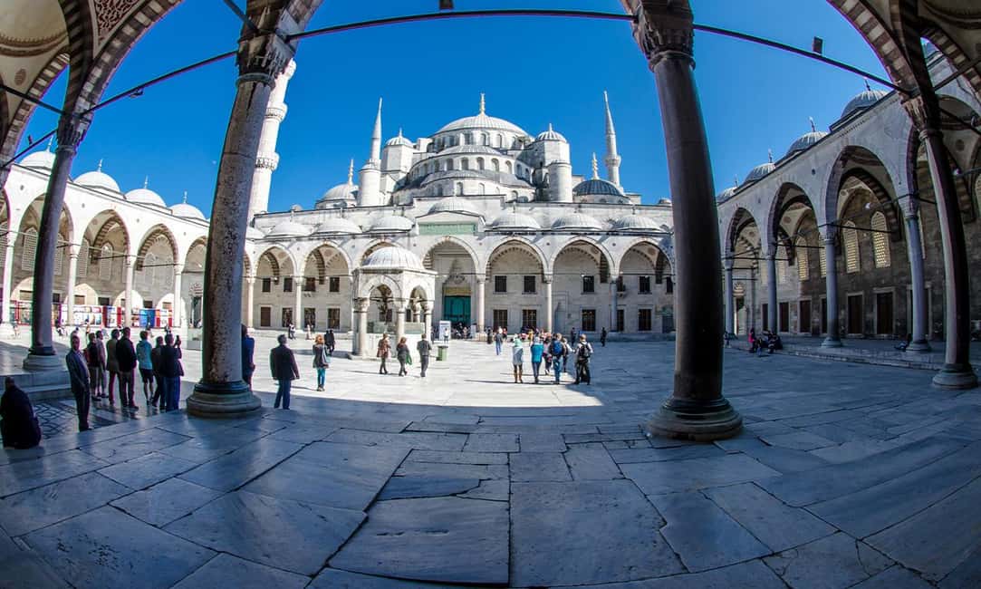 Hagia Sophia & Blue Mosque + Optional Basilica Cistern - Sultan Ahmed Mosque: your first Istanbul “wow,” with direction