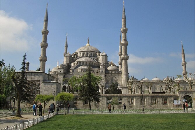 Hagia Sophia, Bosphorus cruise, Blue Mosque, Guided - Small Group - Eyüp Sultan and the Ottoman coronation connection