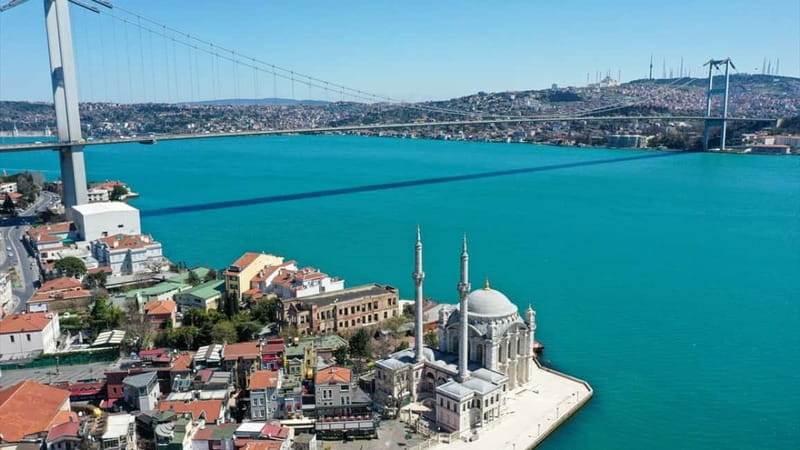 Hagia Sophia, Bosphorus cruise Blue Mosque, Small Group tour - Blue Mosque First: Iznik Tiles and Ottoman Power