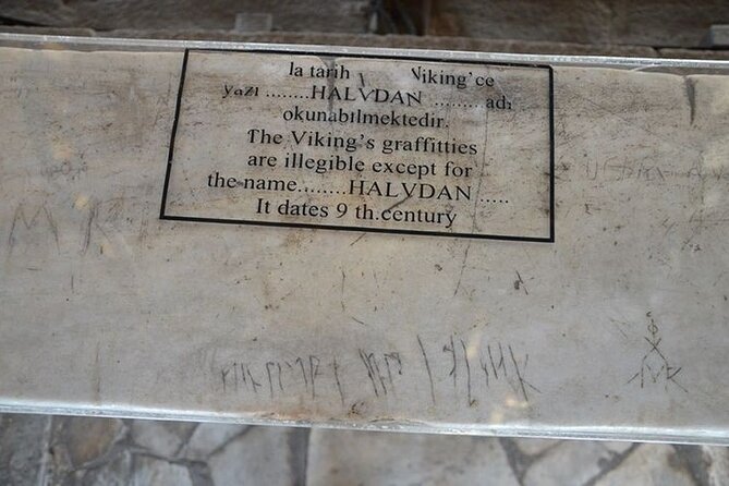 Hagia Sophia Fast Track Online QR-Ticket with optional Tour - Dress Code and Mosque Etiquette You Should Not Ignore