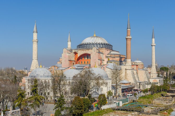 Hagia Sophia & Hippodrome Guided Tours Everyday - Step 1: Hippodrome views and the German Fountain moment