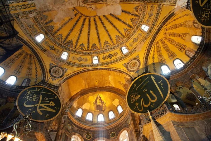 Hagia Sophia, Topkapı Palace, Blue Mosque Guided Small Group - Hagia Sophia: the 6th-century church that kept changing roles