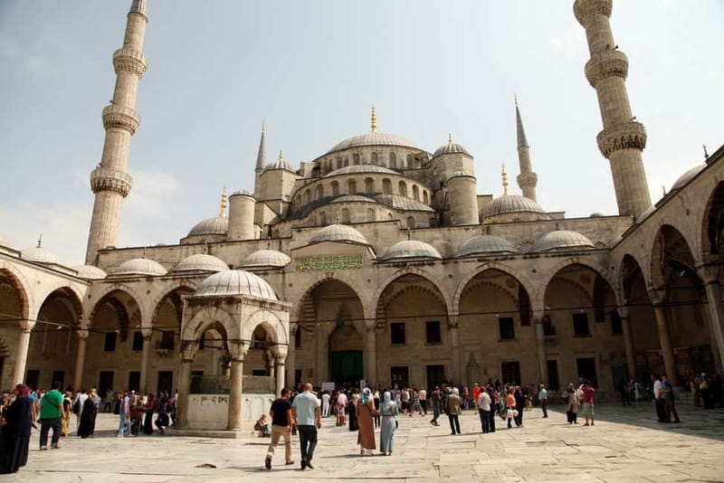 Hagia Sophia, Topkapı Palace, Blue Mosque Guided Small Group - Grand Bazaar with free time: bargaining without getting lost