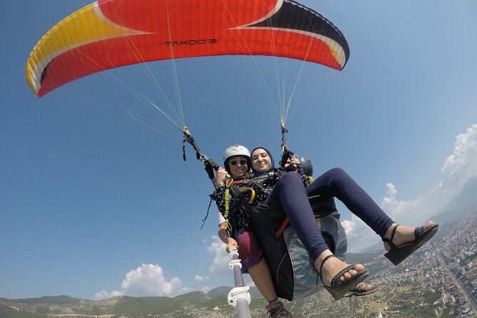 Halal Tandem Paragliding With Licensed Woman Pilot in Alanya - Halal concept: what it means in real life