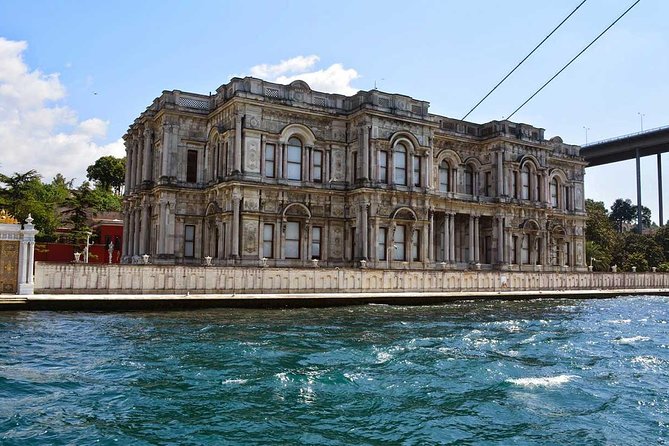 Half-Day Afternoon Istanbul Asia Tour With Beylerbeyi Palace - Bosphorus Suspension Bridge: a short stop that helps you understand Istanbul’s geography fast