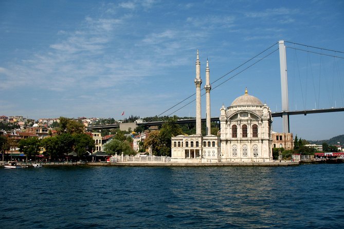 Half-Day Bosphorus Cruise to Black Sea from Istanbul with Lunch - Rumeli Hisarı Fortress: the choke point lesson before you board
