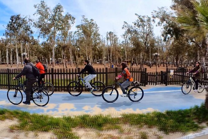 Half-Day Guided Bike Tour in Kusadasi. - A coast-first bike tour that keeps the day moving