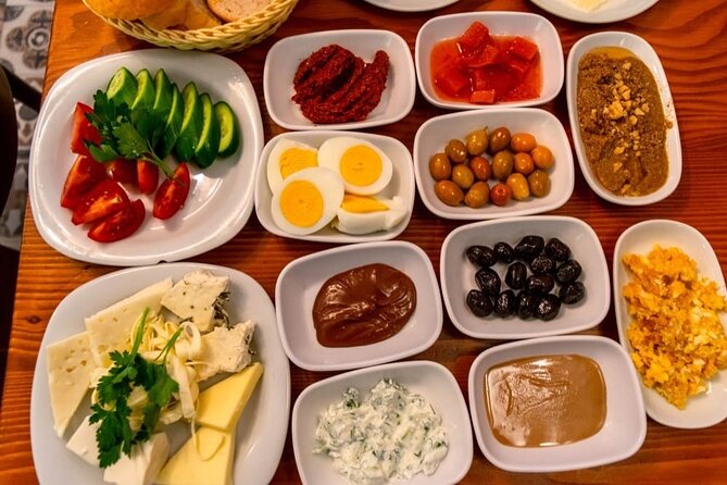 Half-Day Istanbul Private Food Tour & Culinary Experience - The Turkish coffee house finish: slow down and order with confidence