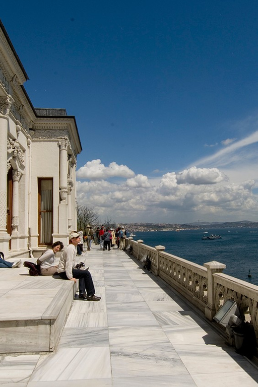 Half-Day Istanbul: Topkapi Palece Tour (Tickets Included) - Your guide, comfort, and pace (the part that makes or breaks it)