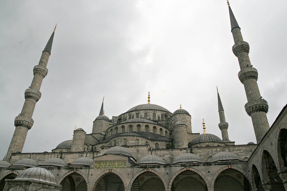 Half-Day Istanbul: Topkapi Palece Tour (Tickets Included) - Who should book this half-day Topkapi tour?