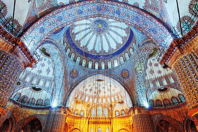 Half-Day Morning Walking Tour of Byzantine Relics in Istanbul - Stop 2: Blue Mosque tiles, six minarets, and imperial identity