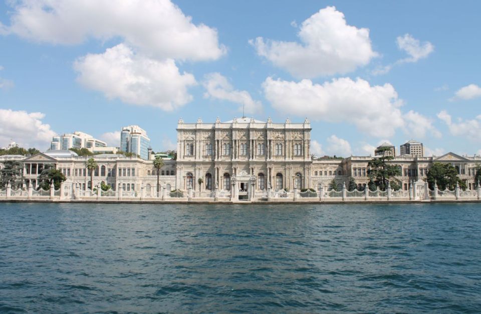 Highlights of Asia & Europe, Coach & Cruise tour Small Group - Lunch and the Shop Stop: Don’t Let It Hijack Your Day