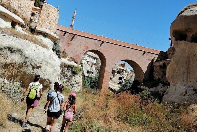 Hiking tour in Cappadocia Red and Rose valley - Emrullah’s guiding style: flexible, communicative, and funny in the right way