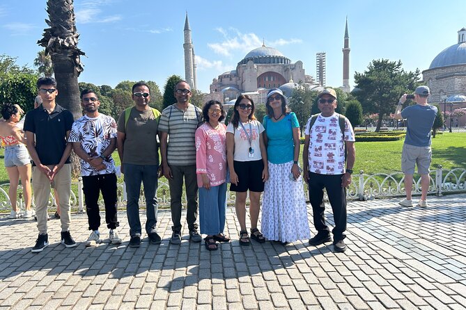 historical peninsula walking tour - What the small-group setup changes (for the better)