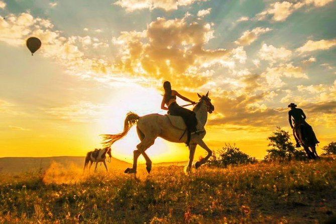 Horse Riding in Cappadocia in fairy chimeys - Stop 4: Sunset Point for your best photo window