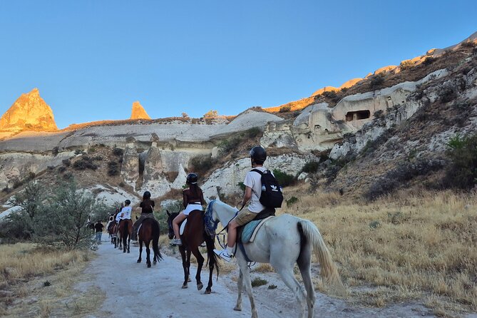 Horseback Ride in Göreme Valleys Cappadocia 2 hours - Who This Horse Ride Fits Best (And Who Might Want to Skip)