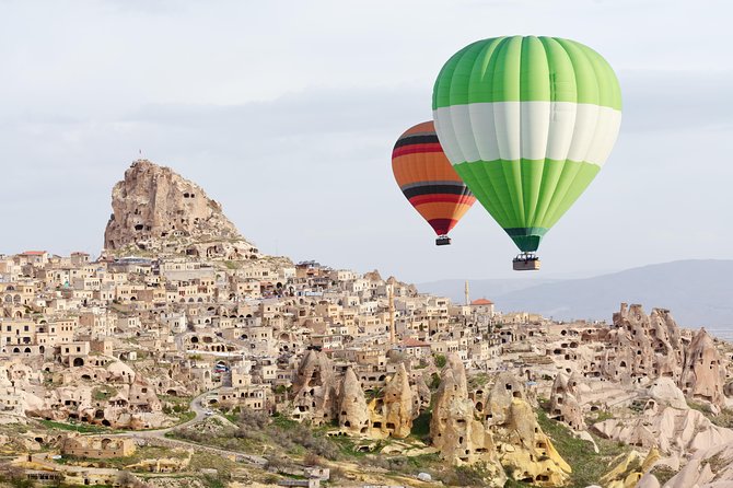 Hot Air Balloon, Best of Red and Green Guided 1-Day Tour - Göreme National Park stop: where the guide starts shaping the story