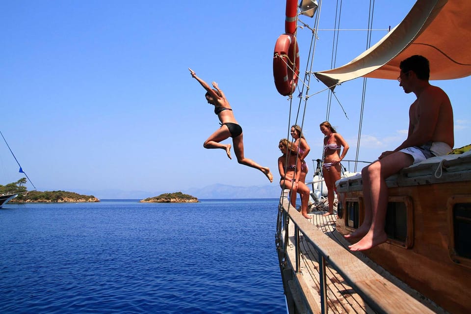 Icmeler Boat Trips Lunch & Unlimited Soft + Alcoholic Drinks - Pickup and Timing: The Part That Can Make or Break the Morning