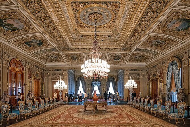 Imperial Splendor: Dolmabahce Palace & Bosphorus Yacht Cruise - Guide impact: when storytelling turns a palace visit into a real experience