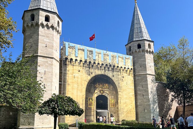 Imperial Traces of Istanbul – Private Guided Signature Tour - Stop 1: Hippodrome Monuments at Sultanahmet Square (Ticket Included)