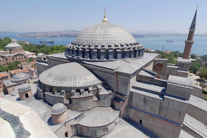 Istanbul 1 Day Tour | Best of Istanbul | Blue Mosque, Hagia Sophia and Topkapi - Topkapi Palace and Hagia Irene: Ottoman power, plus a calmer mood