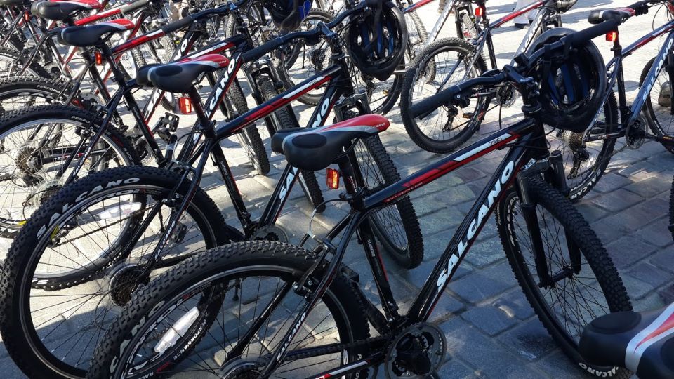 Istanbul 3-Hour Old City Tour by Bicycle - How the Ride Feels: Traffic, Speed, and Short Hills