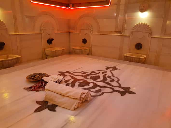 Istanbul: Acemoglu Historical Hammam Entry Ticket - Public mixed-gender bath and the half-door semi-private option