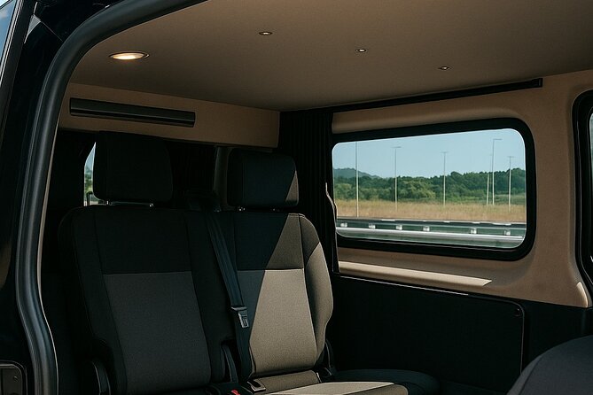 Istanbul Airport Private Transfer from Fatih Taksim Beşiktas - Vehicle comfort and space: what you’re really paying for