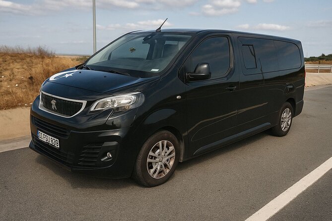 Istanbul Airport Private Transfer from Fatih Taksim Beşiktas - Pickup in Fatih, Taksim, and Beşiktaş: meet your driver, not a mystery