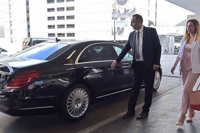 Istanbul Airport Transfers IST & SAW – Private Transfers - The Ride Setup: Private, Air-Conditioned, and Built for Small Groups