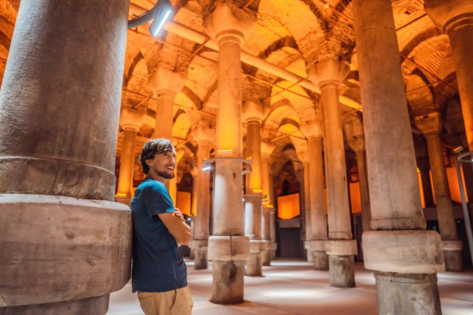 Istanbul: Basilica Cistern Walking Tour with Entry Ticket - The best part: your guide can make or break the cistern visit