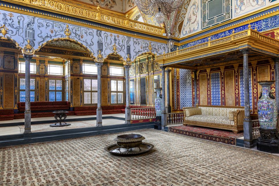 Istanbul: Best of the City Private Full-Day Walking Tour - The Blue Mosque (Sultan Ahmed Mosque): where the details matter